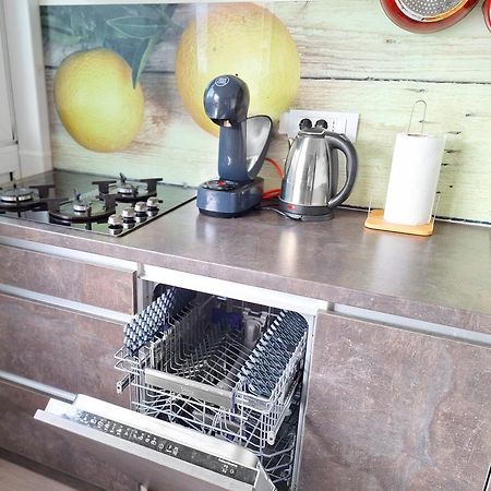 Apartment Nevera Rijeka Eksteriør billede