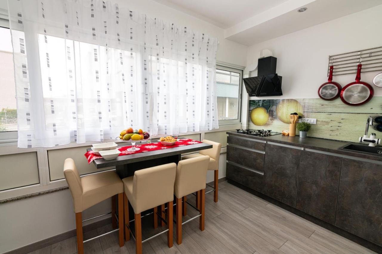Apartment Nevera Rijeka Eksteriør billede