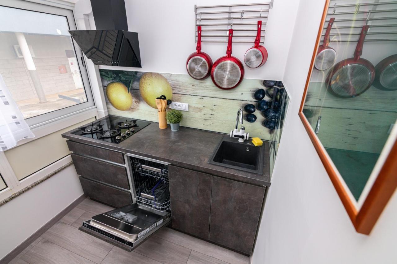 Apartment Nevera Rijeka Eksteriør billede
